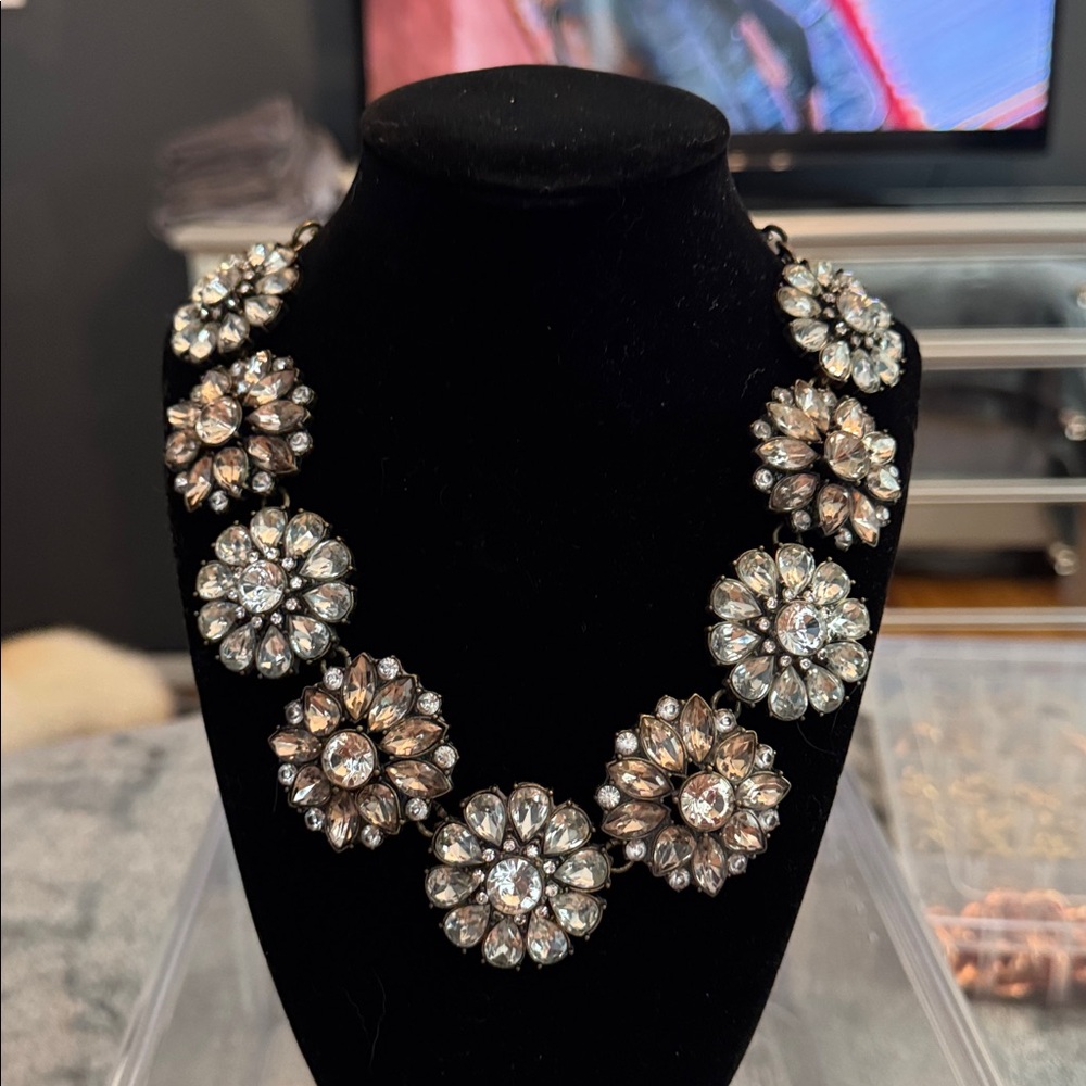 BaubleBar Silver Floral Necklace